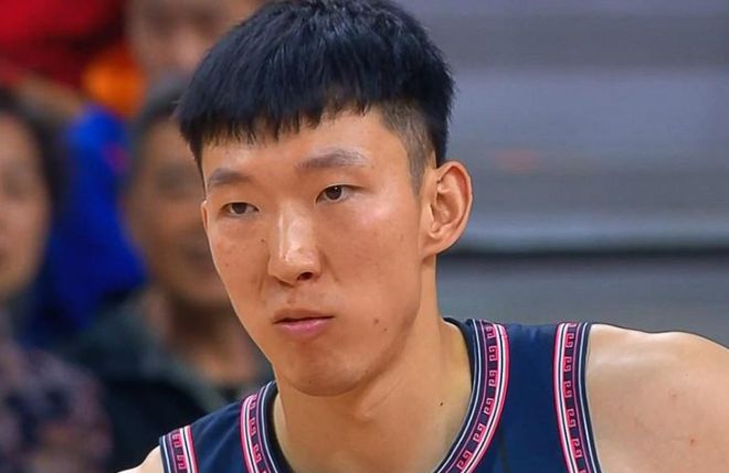 NBA常规赛：三节数据，湖人以92-78领先骑士，拉塞尔23分4篮板2助攻