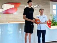 崔永熙谈自己与NBA新秀或夏联主力的差距：速率 体能 各方面技术_1